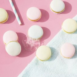 Set zur Herstellung von Seifenmacarons.